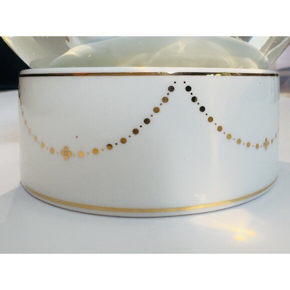 Royal Doulton Snow Globe Pretty Lady Christmas Day Figurine HN5523 #834 - Picture 7 of 11